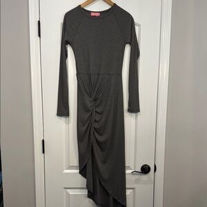🔵 NWT LILLY’S KLOSET GRAY RIBBED FRONT KNOT LONG SLEEVE DRESS SIZE MEDIUM